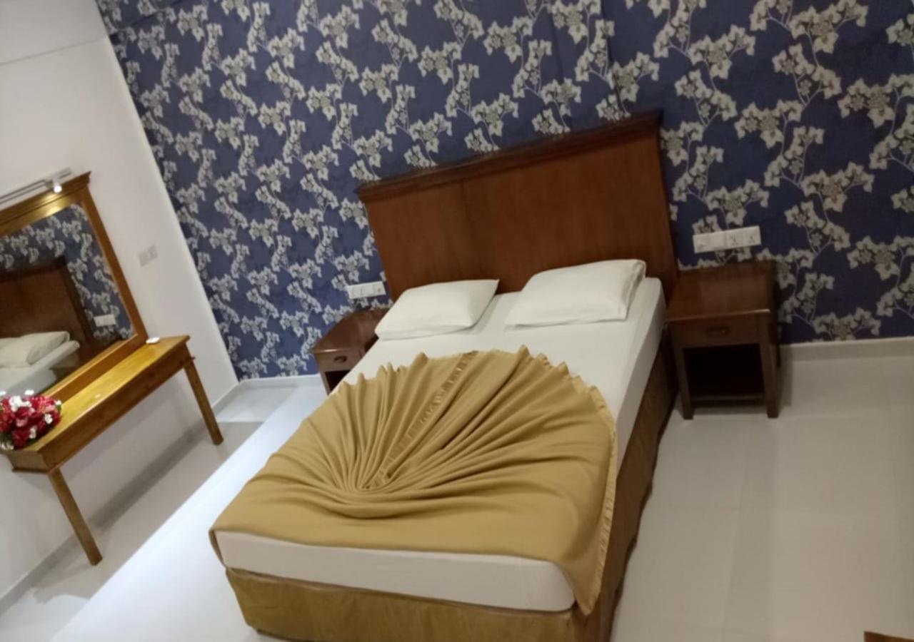Garden Beach Hotel Kalutara Dış mekan fotoğraf